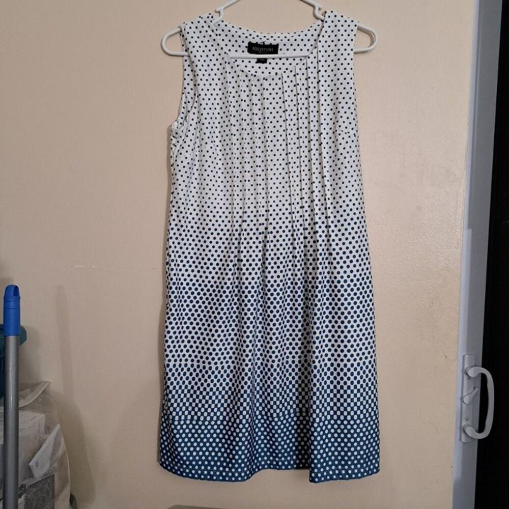 Perceptions Dress Sleeveless Medium Petite Shift Stretch Blue Poka Dot